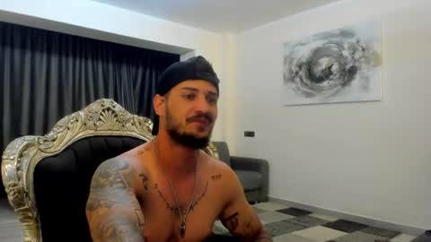 jonnyporn1 online show from June 13, 9:35 pm