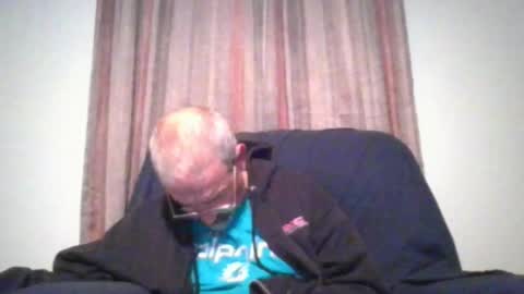 Snapshot of jony_five chatting on December 6, 5:53 am Jon online show from December 6, 5:53 am
