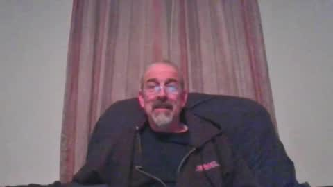 Snapshot of jony_five chatting on January 8, 2:35 am Jon online show from January 8, 2:35 am