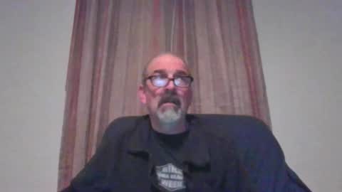 Snapshot of jony_five chatting on January 20, 3:04 am Jon online show from January 20, 3:04 am