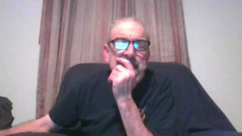 Snapshot of jony_five chatting on February 13, 4:11 am Jon online show from February 13, 4:11 am