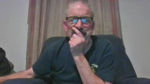 Snapshot of jony_five chatting on February 28, 4:54 am Jon online show from February 28, 4:54 am