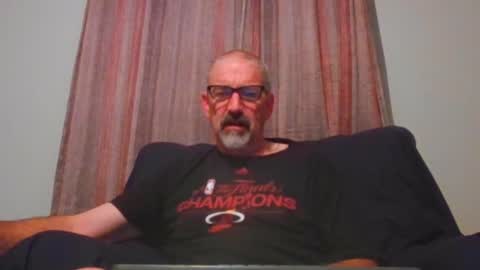 Snapshot of jony_five chatting on September 13, 10:42 pm Jon online show from September 13, 10:42 pm