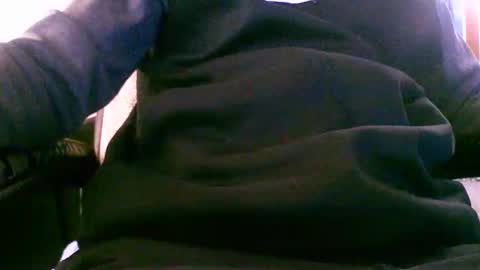 Snapshot of jonyroxy90 chatting on November 9, 3:49 am jonyroxy90 online show from November 9, 3:49 am