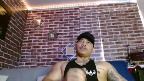 Snapshot of jordan_bigcock24 chatting on May 27, 8:39 pm Jordan online show from May 27, 8:39 pm