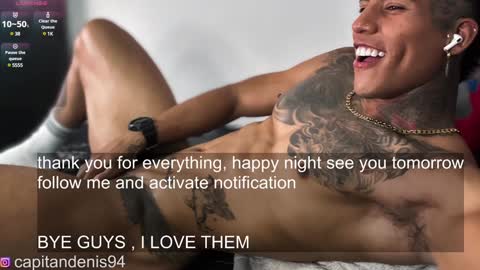 Snapshot of jordandenis17 chatting on January 4, 2:56 pm    Schedule   3 pm - 10pm   OfflineTuesday and Wednesday online show from January 4, 2:56 pm