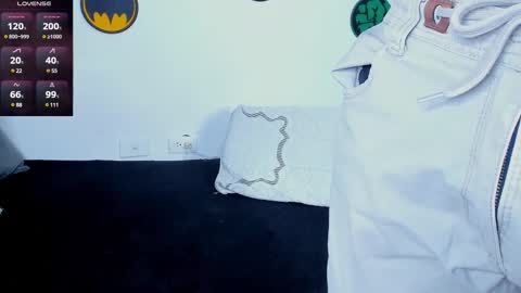 Snapshot of jordandenis17 chatting on February 16, 5:59 pm    Schedule   3 pm - 10pm   OfflineTuesday and Wednesday online show from February 16, 5:59 pm