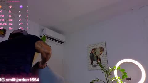 Jordan Smith online show from November 25, 8:20 pm