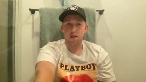 Snapshot of jorddiickzilla chatting on January 5, 4:25 am jorddiickzilla online show from January 5, 4:25 am