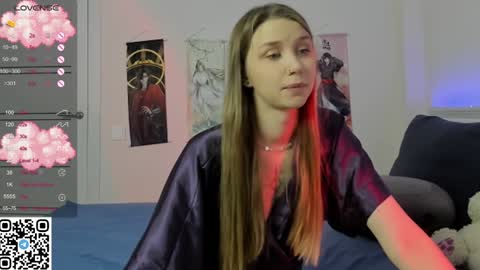 Snapshot of jorroger chatting on December 7, 2:20 am Mila online show from December 7, 2:20 am