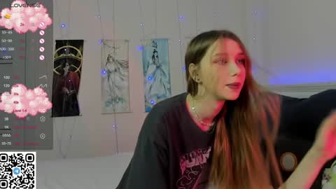 Snapshot of jorroger chatting on February 2, 8:30 pm Mila online show from February 2, 8:30 pm