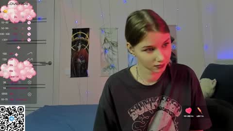 Snapshot of jorroger chatting on February 4, 11:38 pm Mila online show from February 4, 11:38 pm