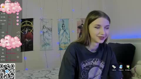 Snapshot of jorroger chatting on February 9, 8:34 pm Mila online show from February 9, 8:34 pm