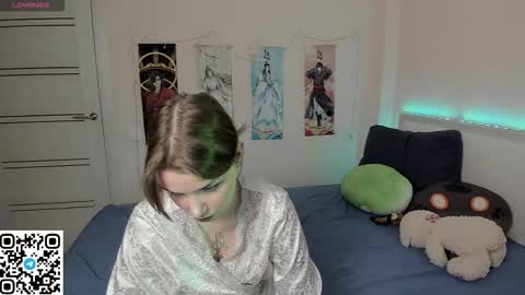 Snapshot of jorroger chatting on November 28, 3:53 am Mila online show from November 28, 3:53 am