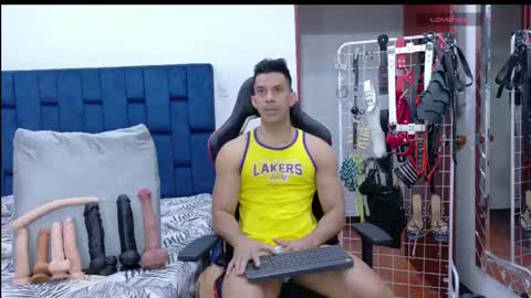Snapshot of jose_rumbero91 chatting on May 4, 4:41 am jose_rumbero91 online show from May 4, 4:41 am