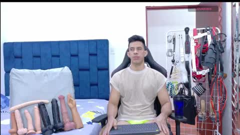 Snapshot of jose_rumbero91 chatting on May 6, 11:59 am jose_rumbero91 online show from May 6, 11:59 am