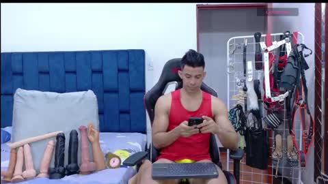 Snapshot of jose_rumbero91 chatting on May 7, 2:06 am jose_rumbero91 online show from May 7, 2:06 am