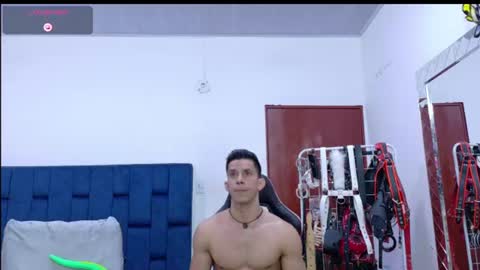Snapshot of jose_rumbero91 chatting on July 28, 6:20 pm jose_rumbero91 online show from July 28, 6:20 pm