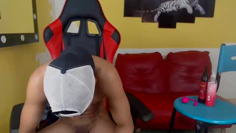 jose_sexycumm online show from January 17, 12:42 am