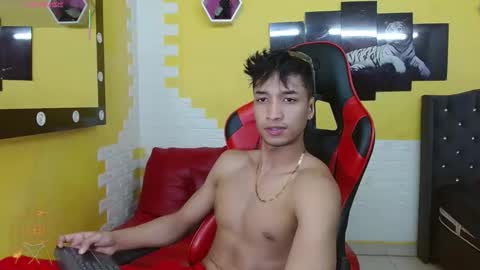 jose_sexycumm online show from January 7, 9:17 pm