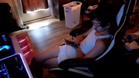 Josef online show from July 18, 10:46 pm