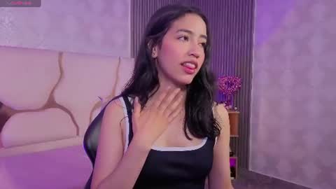 Snapshot of joselyn_tay chatting on July 16, 12:33 pm Joselyn online show from July 16, 12:33 pm