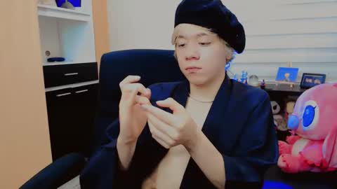 Snapshot of joseon_cute chatting on June 6, 2:05 am joseon_cute online show from June 6, 2:05 am
