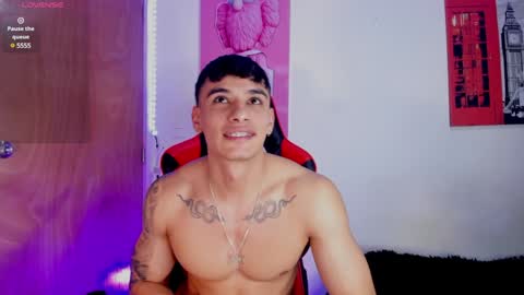 Snapshot of joseph__boy chatting on February 3, 3:17 pm JOSEPH online show from February 3, 3:17 pm