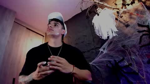 Snapshot of joseph__boy chatting on October 23, 11:20 am JOSEPH online show from October 23, 11:20 am