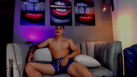 Snapshot of joseph__boy chatting on November 22, 1:15 am JOSEPH online show from November 22, 1:15 am