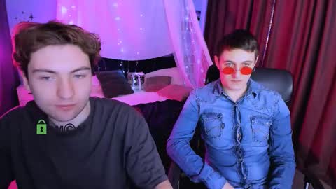 joseph_bear_ online show from February 2, 7:56 pm