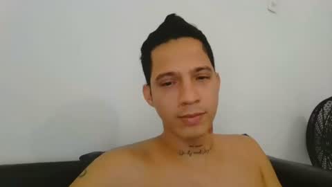 Snapshot of joseph_hotter chatting on July 23, 9:02 pm Joseph hotter online show from July 23, 9:02 pm