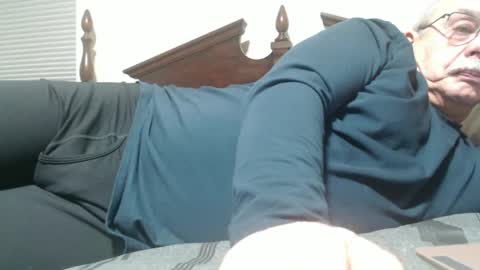 Snapshot of josephgr2021 chatting on December 15, 2:41 am josephgr2021 online show from December 15, 2:41 am