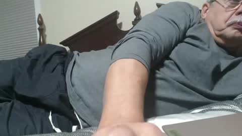 Snapshot of josephgr2021 chatting on January 1, 4:39 pm josephgr2021 online show from January 1, 4:39 pm