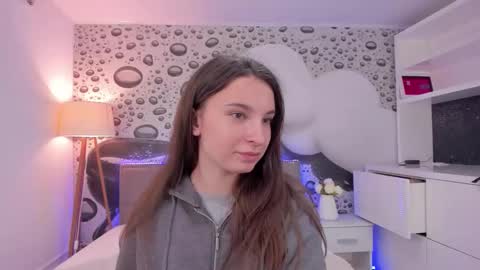 Josephine online show from April 27, 12:14 pm