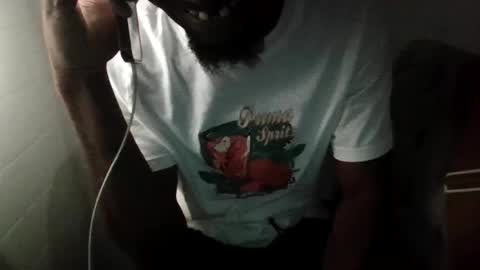 Snapshot of josephlongwat29 chatting on November 9, 2:32 am josephlongwat29 online show from November 9, 2:32 am