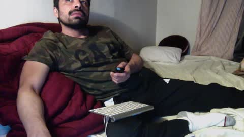 josephs1990 online show from January 7, 6:05 am