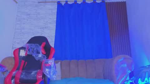 Snapshot of josethariaz25 chatting on July 25, 10:35 am JOSETH ARIAZ online show from July 25, 10:35 am