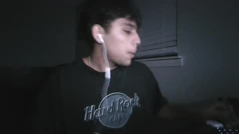 Snapshot of josh372060 chatting on July 20, 2:48 am josh372060 online show from July 20, 2:48 am
