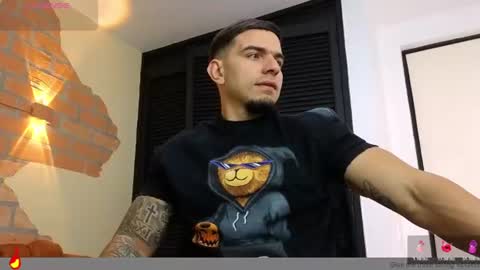 Snapshot of josh_miller01 chatting on July 17, 1:29 pm josh_miller01 online show from July 17, 1:29 pm