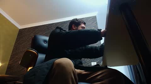 JoshKnight online show from November 27, 6:37 am