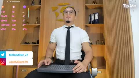 Snapshot of joshmiller___ chatting on July 23, 11:52 am joshmiller___ online show from July 23, 11:52 am