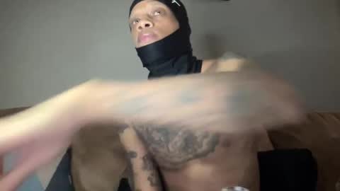 Snapshot of joshperrygoon chatting on December 26, 10:16 am joshperrygoon online show from December 26, 10:16 am