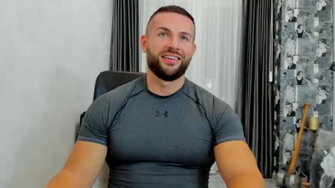 joshuamuscle69 online show from February 28, 2:42 pm