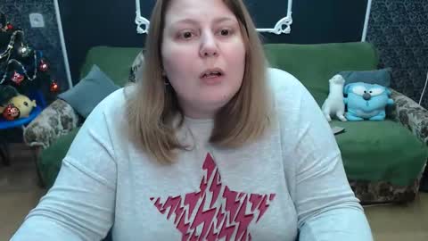 Snapshot of josiesun771 chatting on January 11, 11:37 am josiesun771 online show from January 11, 11:37 am