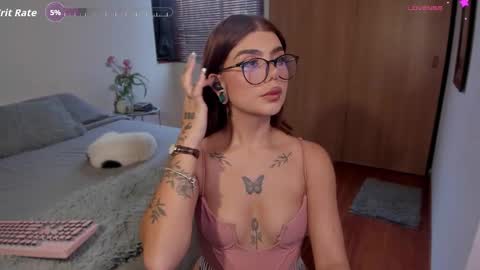 Snapshot of jossephine_ chatting on December 15, 10:14 pm josephine independent model online show from December 15, 10:14 pm