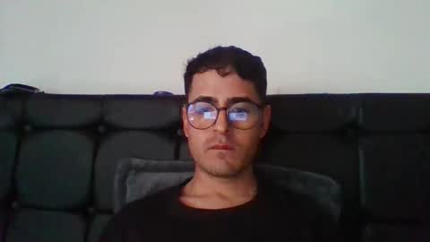 Snapshot of josux8 chatting on December 16, 4:01 pm josux8 online show from December 16, 4:01 pm