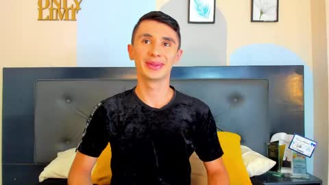 Jota Stivens online show from April 23, 7:27 pm