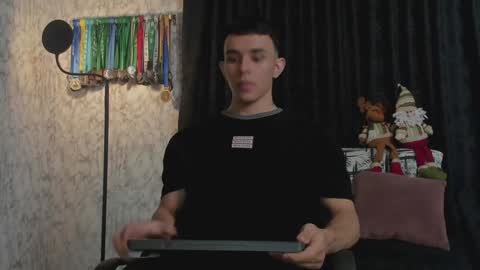 Im Jouliano online show from December 3, 12:57 am