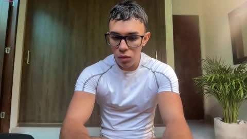 Im Jouliano online show from December 1, 12:10 pm